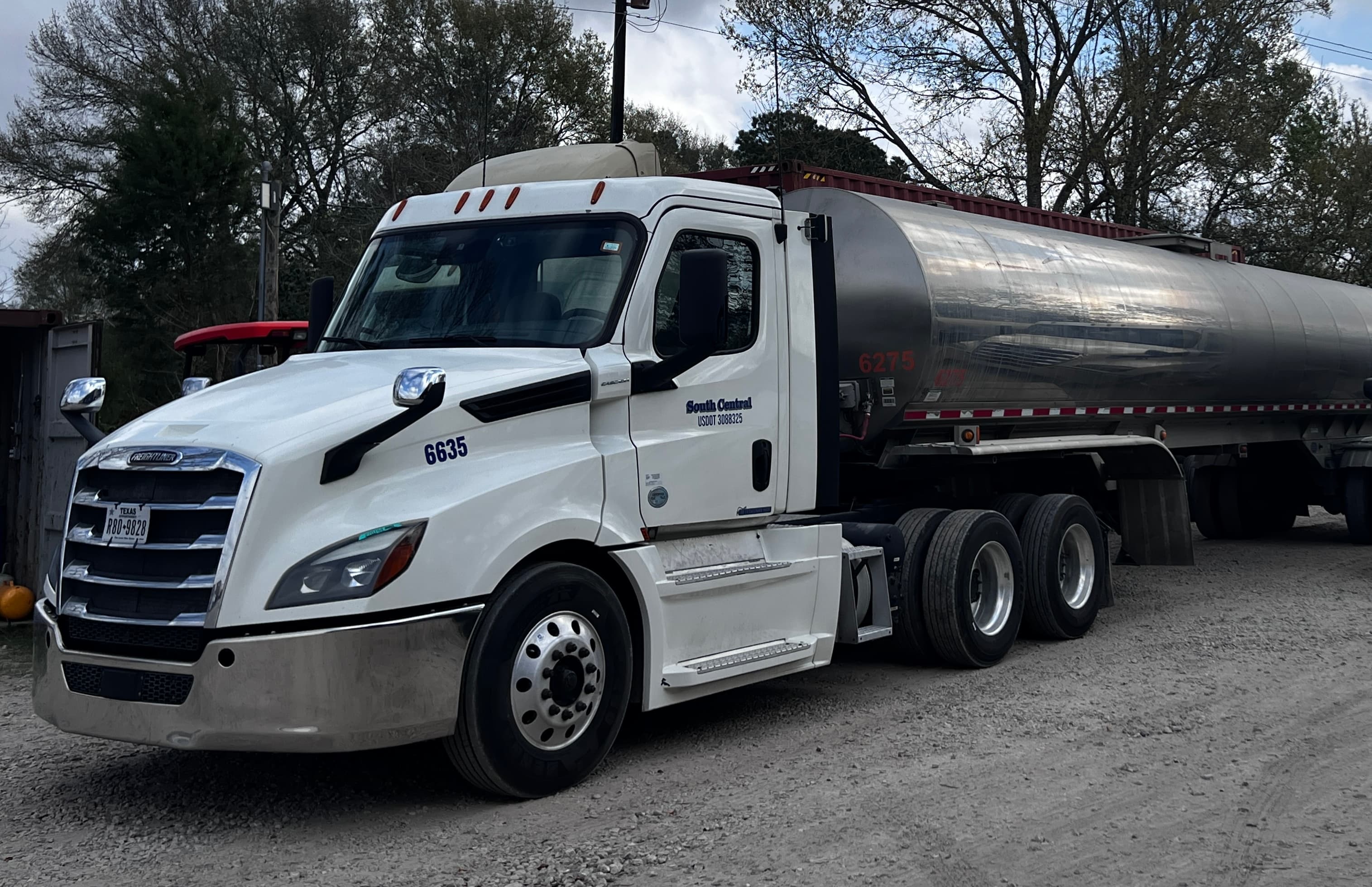1 South Central day cab tanker truck — Gulf Coast driving careers